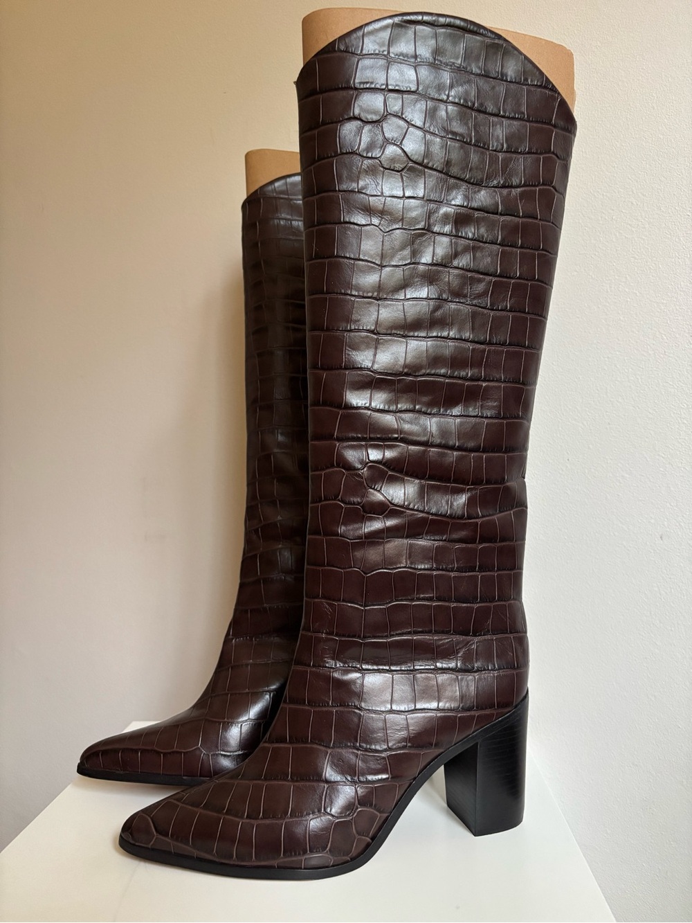 Schutz Women's Brown ALL LEATHER Croc-Embossed Knee Boots - NEW SZ 9 Analeah
